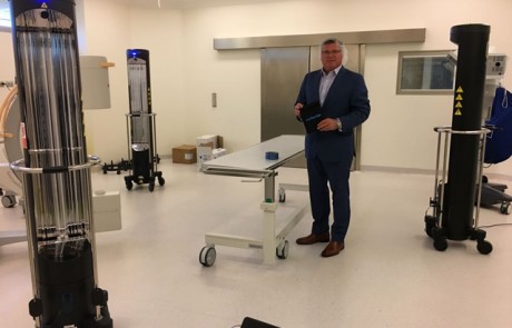 Presentación Surfacide en Clínica Universitaria Los Andes