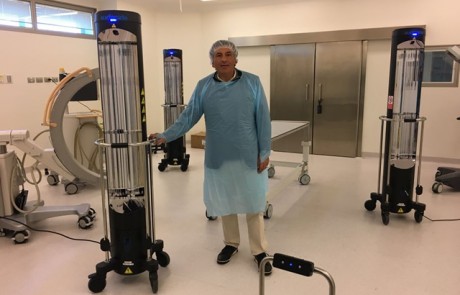 Presentación Surfacide en Clínica Universitaria Los Andes